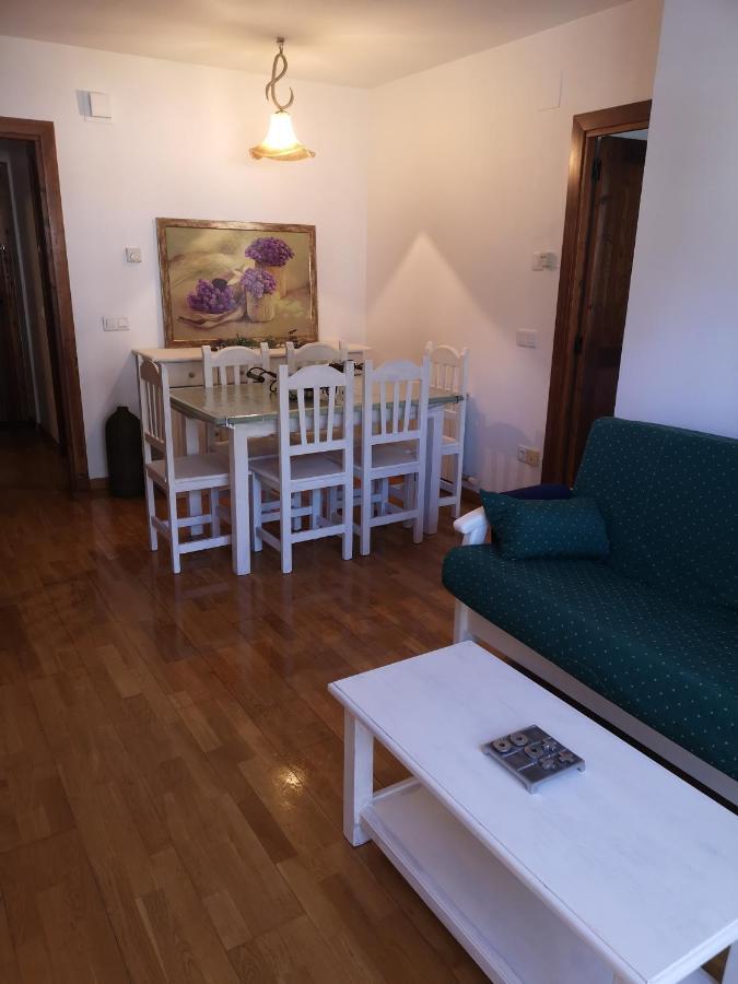 Residencial Valle De Benasque Exterior foto